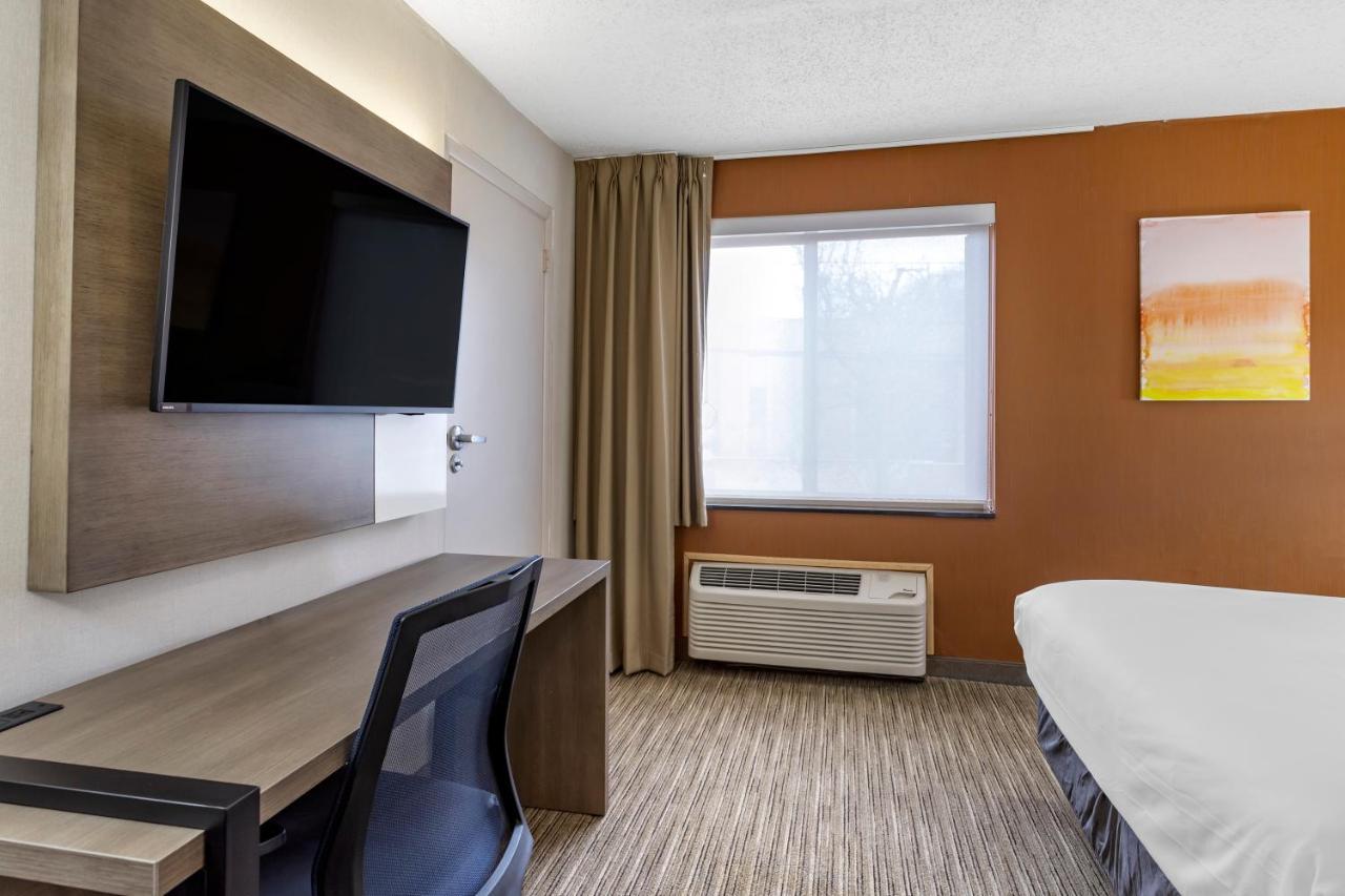 Comfort Inn Paramus - Hackensack Esterno foto